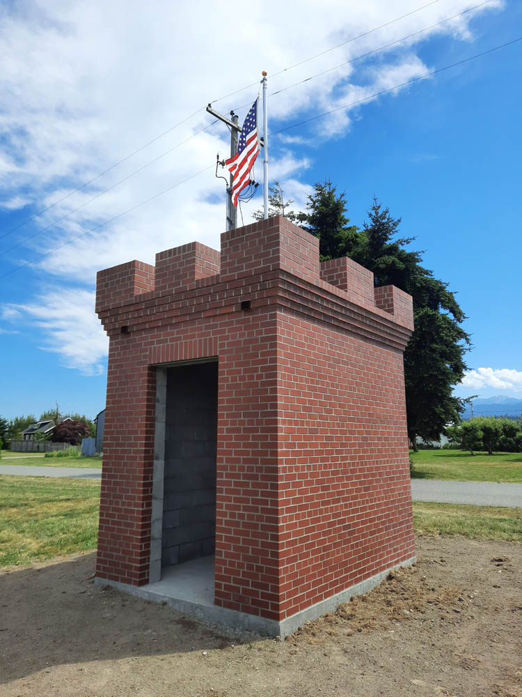 Enclosures---Pumphouse-2