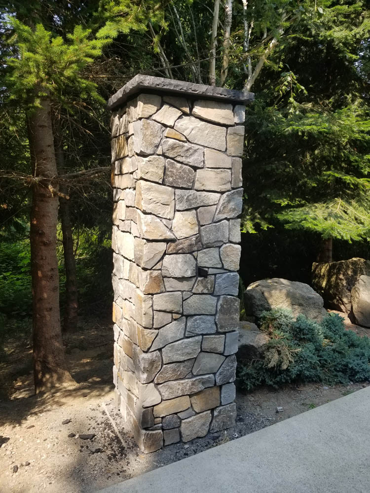 Drive---entry-gate---column1