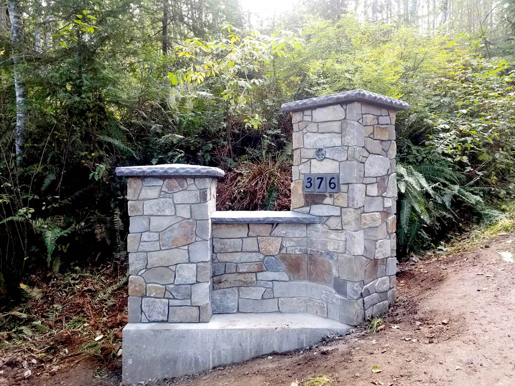 Drive-Entry---columns-large-2