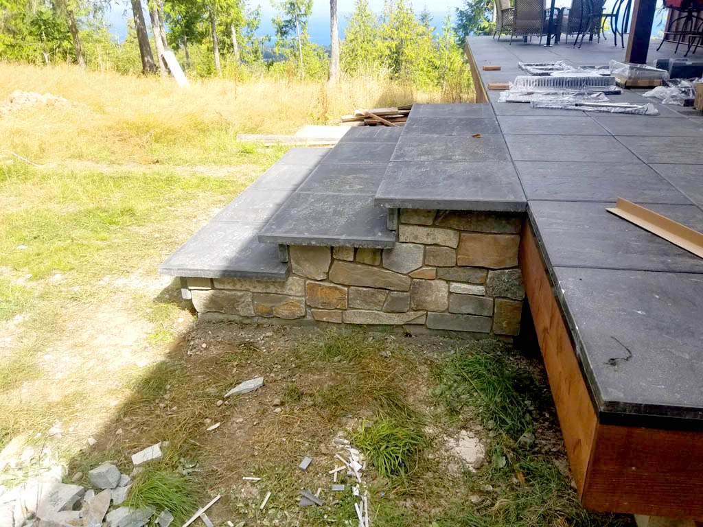 Home--entry---stone-stairs