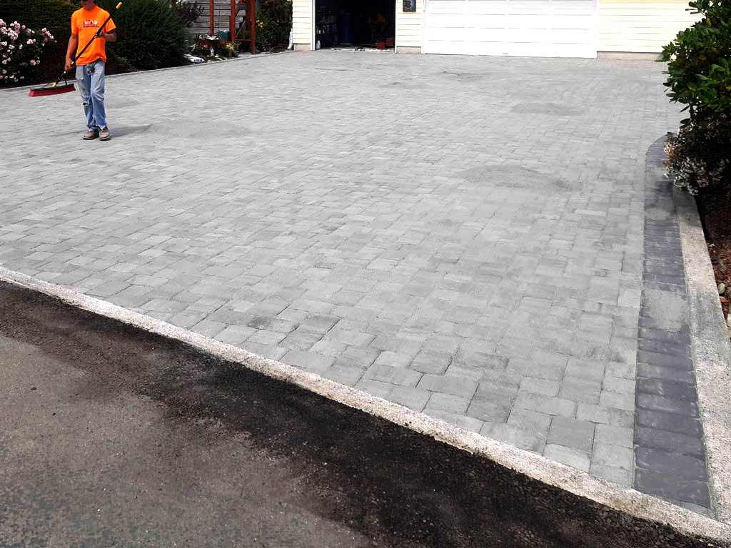 Flatwork---Paver-Driveway-3