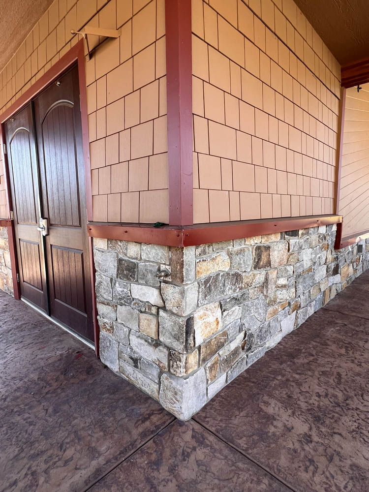 Thin-veneer---clubhouse-3