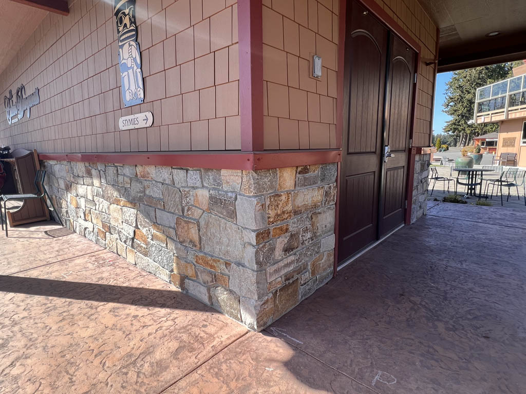 Thin-veneer---clubhouse-4